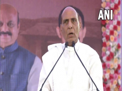 Congress is digging its own grave, not BJP's, says Rajnath Singh | Congress is digging its own grave, not BJP's, says Rajnath Singh