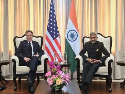 US Secy Blinken speaks briefly with Lavrov at G-20 meeting sidelines; first 'contact' since Russia-Ukraine conflict | US Secy Blinken speaks briefly with Lavrov at G-20 meeting sidelines; first 'contact' since Russia-Ukraine conflict US Secy Blinken speaks briefly with Lavrov at G-20 meeting sidelines; first 'contact' since Russia-Ukraine conflict | US Secy Blinken speaks briefly with Lavrov at G-20 meeting sidelines; first 'contact' since Russia-Ukraine conflict