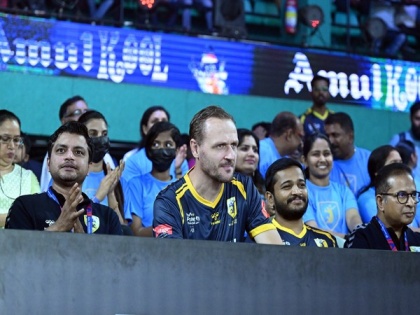 Love watching volleyball: Kerala Blasters FC manager Ivan Vukomanovic attends Prime Volleyball League match | Love watching volleyball: Kerala Blasters FC manager Ivan Vukomanovic attends Prime Volleyball League match
