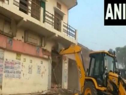 UP govt demolishes illegal property of Mukhtar Ansari's gang member in Ghazipur | UP govt demolishes illegal property of Mukhtar Ansari's gang member in Ghazipur