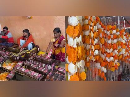 'Abhushan Mithai': Add sweetness to your Holi celebrations with Nashik's unique flower-shaped sweet | 'Abhushan Mithai': Add sweetness to your Holi celebrations with Nashik's unique flower-shaped sweet