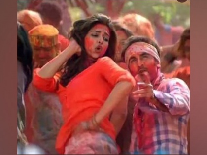 Holi Special: Bollywood songs which infuse life into celebrations | Holi Special: Bollywood songs which infuse life into celebrations
