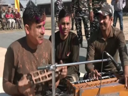 J-K: Away from their home and family, CRPF personnel celebrate Holi in Pulwama | J-K: Away from their home and family, CRPF personnel celebrate Holi in Pulwama