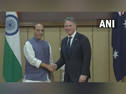Defence Minister Rajnath Singh holds telephonic conversation with Australian counterpart | Defence Minister Rajnath Singh holds telephonic conversation with Australian counterpart