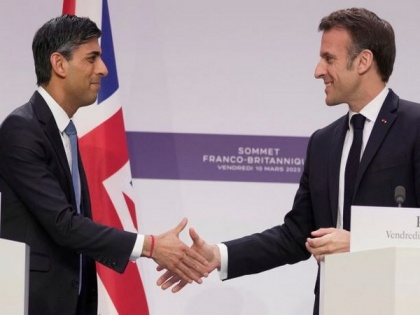 UK to pay France USD 576 million to combat illegal immigration | UK to pay France USD 576 million to combat illegal immigration