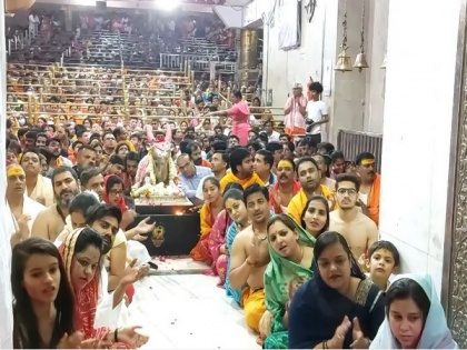 Festival of Rang Panchami celebrated at Ujjain's Shree Mahakaleshwar temple | Festival of Rang Panchami celebrated at Ujjain's Shree Mahakaleshwar temple