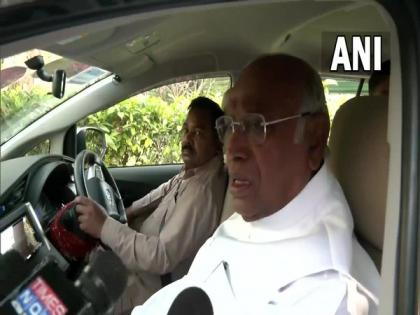 Opposition will raise issues of inflation, unemployment, raids by CBI-ED during budget session: Mallikarjun Kharge | Opposition will raise issues of inflation, unemployment, raids by CBI-ED during budget session: Mallikarjun Kharge