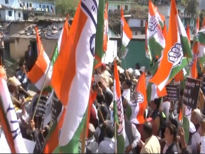 Congress protests against Centre in Uttarakhand over Adani-Hindenburg issue | Congress protests against Centre in Uttarakhand over Adani-Hindenburg issue