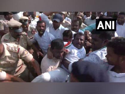 Bengaluru: Congress workers protest against toll collection at Bengaluru-Mysuru expressway, several detained | Bengaluru: Congress workers protest against toll collection at Bengaluru-Mysuru expressway, several detained