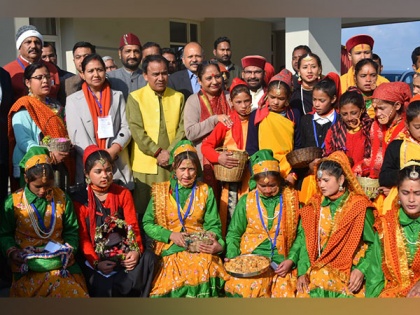 Phooldei festival celebrated at Uttarakhand Vidhan Sabha | Phooldei festival celebrated at Uttarakhand Vidhan Sabha