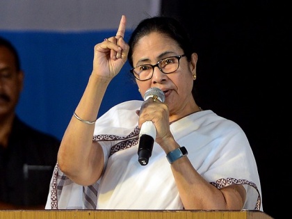 Mamata Banerjee likely to visit Delhi to meet opposition parties, may skip Congress leaders | Mamata Banerjee likely to visit Delhi to meet opposition parties, may skip Congress leaders