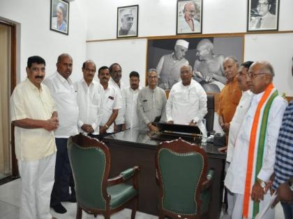 Opposition members to meet at Mallikarjun Kharge's office today to draw up floor strategy in RS | Opposition members to meet at Mallikarjun Kharge's office today to draw up floor strategy in RS