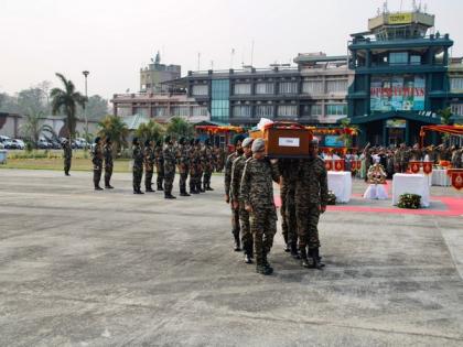 Arunachal helicopter crash: Indian Army pays obeisance to officers with full military honours | Arunachal helicopter crash: Indian Army pays obeisance to officers with full military honours