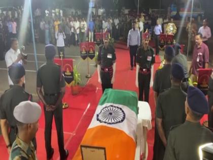 Arunachal chopper crash: Fallen Army officers bade tearful goodbye with full military honours | Arunachal chopper crash: Fallen Army officers bade tearful goodbye with full military honours