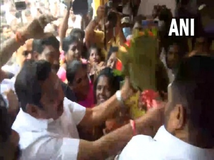 Palaniswami to file nomination for AIADMK General Secretary, workers gather at HQ | Palaniswami to file nomination for AIADMK General Secretary, workers gather at HQ