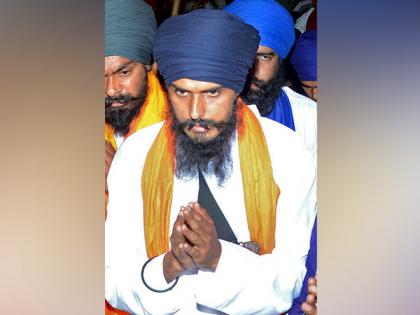 Amritpal Singh arrested by police, claims legal advisor to Waris Punjab De | Amritpal Singh arrested by police, claims legal advisor to Waris Punjab De