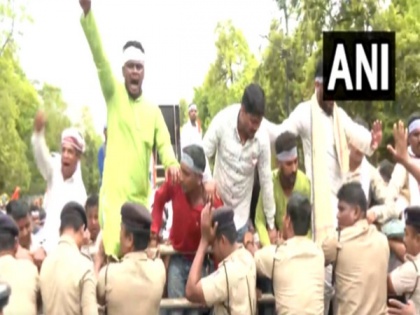 Odisha farmers take out rally against power sector privatisation, demand free electricity | Odisha farmers take out rally against power sector privatisation, demand free electricity
