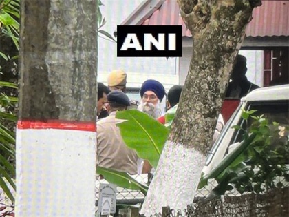 Amritpal Singh's uncle Harjeet Singh brought to Central Jail in Dibrugarh | Amritpal Singh's uncle Harjeet Singh brought to Central Jail in Dibrugarh