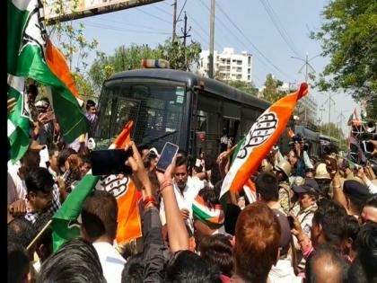 Congress to hold solidarity march over Surat Court verdict against Rahul Gandhi | Congress to hold solidarity march over Surat Court verdict against Rahul Gandhi