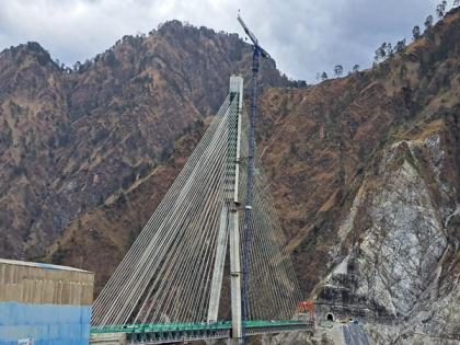 Anji Bridge: First cable-stayed railway bridge connecting Katra and Reasi in J-K is close to completion | Anji Bridge: First cable-stayed railway bridge connecting Katra and Reasi in J-K is close to completion