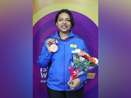 Sift Kaur Samra wins her first individual world cup medal amidst a near Chinese sweep | Sift Kaur Samra wins her first individual world cup medal amidst a near Chinese sweep