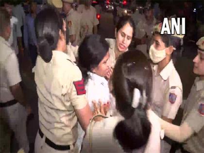 Delhi Police detain Youth Congress workers protesting over Rahul Gandhi's disqualification | Delhi Police detain Youth Congress workers protesting over Rahul Gandhi's disqualification