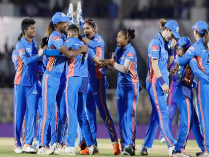 WPL 2023: Mumbai Indians bowlers run riot to restrict Delhi Capitals to 131/9 in final | WPL 2023: Mumbai Indians bowlers run riot to restrict Delhi Capitals to 131/9 in final