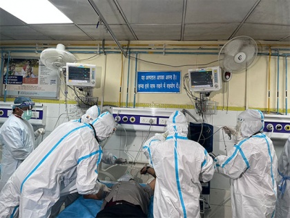 Amid rising COVID cases, Delhi govt hospitals conduct mock drills to review preparedness | Amid rising COVID cases, Delhi govt hospitals conduct mock drills to review preparedness