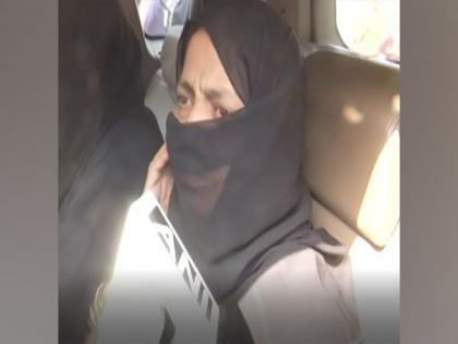 "We are ready to accept all judgement", says Atiq Ahmed's sister | "We are ready to accept all judgement", says Atiq Ahmed's sister "We are ready to accept all judgement", says Atiq Ahmed's sister | "We are ready to accept all judgement", says Atiq Ahmed's sister