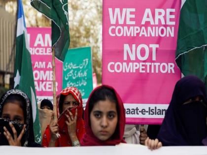 Pakistan: Women stage march demanding release of Haq Do Tehreek chief | Pakistan: Women stage march demanding release of Haq Do Tehreek chief