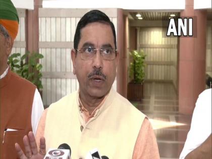Social welfare scheme discussed in BJP Parliamentary party meeting: Pralhad Joshi | Social welfare scheme discussed in BJP Parliamentary party meeting: Pralhad Joshi