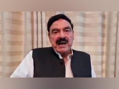 Pakistan: Panah requests Pemra to stop coverage of Sheikh Rashid for smoking cigars | Pakistan: Panah requests Pemra to stop coverage of Sheikh Rashid for smoking cigars Pakistan: Panah requests Pemra to stop coverage of Sheikh Rashid for smoking cigars | Pakistan: Panah requests Pemra to stop coverage of Sheikh Rashid for smoking cigars