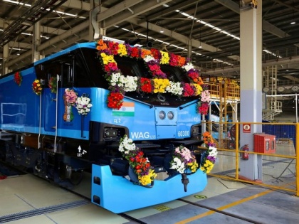 Alstom delivers 300th WAG12B electric locomotive to Indian Railways at Nagpur depot | Alstom delivers 300th WAG12B electric locomotive to Indian Railways at Nagpur depot