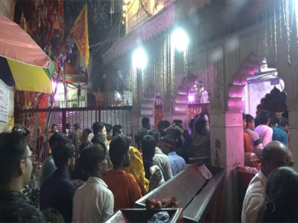 Ram Navami: Devotees offer prayers at Chattarpur, Kalkaji Temples in Delhi | Ram Navami: Devotees offer prayers at Chattarpur, Kalkaji Temples in Delhi