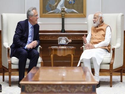 PM Modi meets NXP CEO, discusses semi conductors and innovation | PM Modi meets NXP CEO, discusses semi conductors and innovation