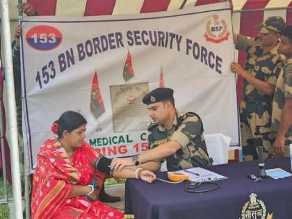 BSF organises free medical camp near India-Bangladesh border | BSF organises free medical camp near India-Bangladesh border