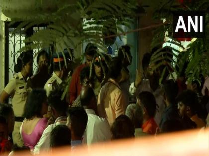 Mumbai: 20 detained after scuffle breaks out between two groups during 'Rama Navami' procession in Malad | Mumbai: 20 detained after scuffle breaks out between two groups during 'Rama Navami' procession in Malad