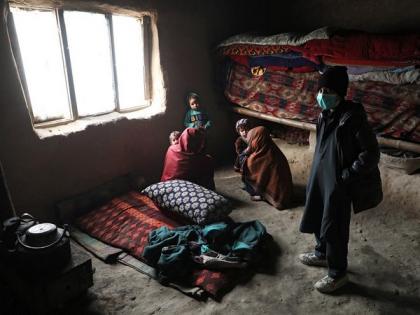 Afghan people indulge in carpet weaving amid economic crisis | Afghan people indulge in carpet weaving amid economic crisis