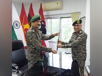Lt General Manish Erry assumes command of the Tezpur-based Gajraj Corps | Lt General Manish Erry assumes command of the Tezpur-based Gajraj Corps