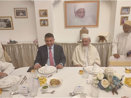 After vandalism row, Indian envoy Doraiswami attends Iftaar dinner at UK mosque | After vandalism row, Indian envoy Doraiswami attends Iftaar dinner at UK mosque