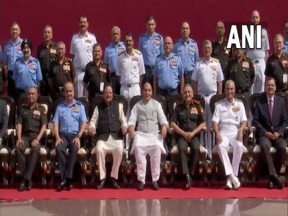 Rajnath Singh attends Combined Commanders' Conference 2023 in Bhopal | Rajnath Singh attends Combined Commanders' Conference 2023 in Bhopal