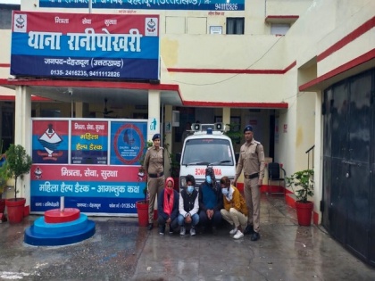 Uttarakhand: 4 arrested for smuggling illegal country liquor in Dehradun | Uttarakhand: 4 arrested for smuggling illegal country liquor in Dehradun