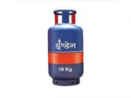 Commercial LPG cylinder prices slashed by Rs 91.50 in National Capital | Commercial LPG cylinder prices slashed by Rs 91.50 in National Capital Commercial LPG cylinder prices slashed by Rs 91.50 in National Capital | Commercial LPG cylinder prices slashed by Rs 91.50 in National Capital