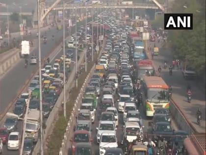 Delhi Traffic Police issues advisory for IIT Delhi to Nehru Place carriageway | Delhi Traffic Police issues advisory for IIT Delhi to Nehru Place carriageway