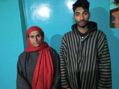 Mother's perseverance pays off: Son of Illiterate community in J&amp;K becomes first university graduate | Mother's perseverance pays off: Son of Illiterate community in J&amp;K becomes first university graduate