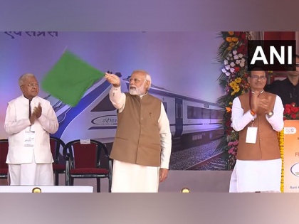 "Technologically advanced, clean, on time...": PM Modi flags off Bhopal-Delhi Vande Bharat train | "Technologically advanced, clean, on time...": PM Modi flags off Bhopal-Delhi Vande Bharat train