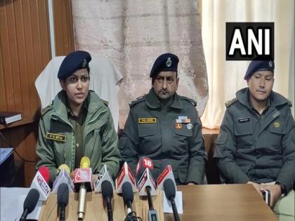 Ladakh: Man rapes minor girl on pretext of giving lift, arrested | Ladakh: Man rapes minor girl on pretext of giving lift, arrested Ladakh: Man rapes minor girl on pretext of giving lift, arrested | Ladakh: Man rapes minor girl on pretext of giving lift, arrested