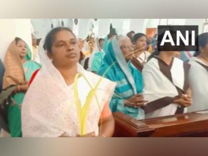 Kerala: Devotees offer prayers at St. Joseph's Metropolitan Cathedral on Palm Sunday | Kerala: Devotees offer prayers at St. Joseph's Metropolitan Cathedral on Palm Sunday