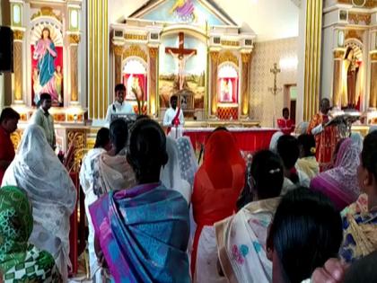 Tamil Nadu: Palm Sunday celebration on Rameswaram Island, commemorate triumphal entry of Jesus Christ | Tamil Nadu: Palm Sunday celebration on Rameswaram Island, commemorate triumphal entry of Jesus Christ
