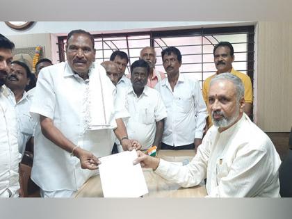 Karnataka: JD(S) MLA Sivalinge Gowda resigns, likely to join Congress | Karnataka: JD(S) MLA Sivalinge Gowda resigns, likely to join Congress Karnataka: JD(S) MLA Sivalinge Gowda resigns, likely to join Congress | Karnataka: JD(S) MLA Sivalinge Gowda resigns, likely to join Congress